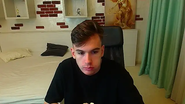 Snapshot of BradyFlint chatting on November 14, 2025, 5:11 am BradyFlint online show from November 14, 2025, 5:11 am