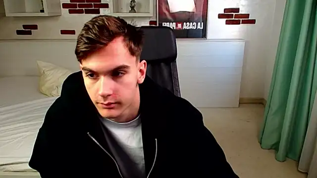 Snapshot of BradyFlint chatting on March 17, 2026, 6:16 am BradyFlint online show from March 17, 2026, 6:16 am