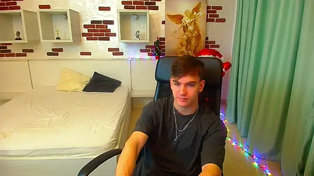 BradyFlint online show from December 19, 2025, 5:21 am