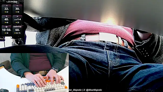 Snapshot of Mister_Majestic chatting on May 14, 2026, 9:17 am Mister Majestic online show from May 14, 2026, 9:17 am