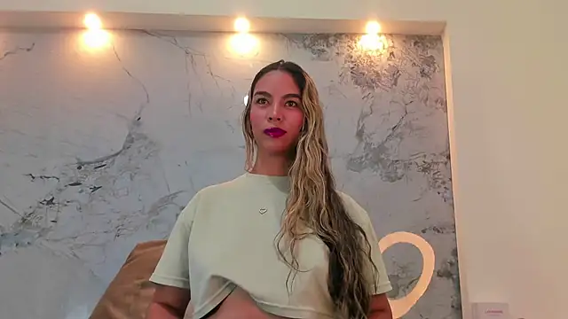 Snapshot of Karina_chastillo chatting on June 30, 2026, 11:32 am Karina chastillo online show from June 30, 2026, 11:32 am