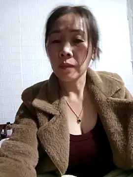 tabby-cat11 online show from November 26, 2025, 12:05 pm