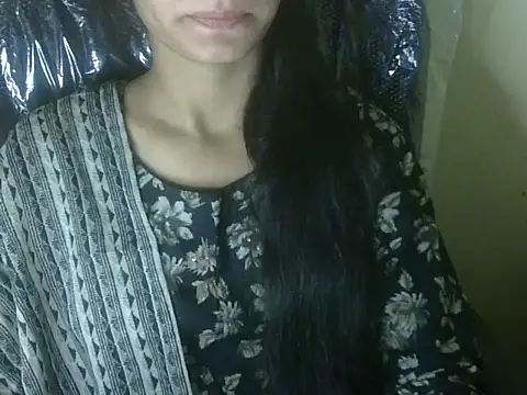 Snapshot of Shezi_N chatting on October 25, 2025, 6:08 pm Shezi N online show from October 25, 2025, 6:08 pm