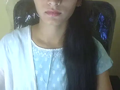 Snapshot of Shezi_N chatting on October 26, 2025, 8:37 am Shezi N online show from October 26, 2025, 8:37 am