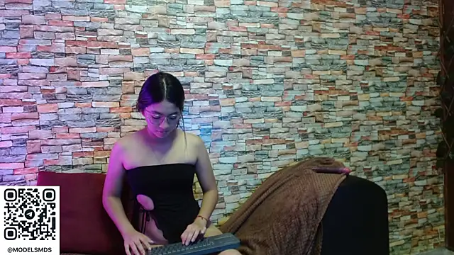 Snapshot of rachel_mds chatting on October 24, 2025, 1:54 pm rachel mds online show from October 24, 2025, 1:54 pm