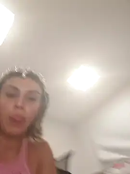 Snapshot of Your_Desires07 chatting on October 23, 2025, 8:18 pm Your Desires07 online show from October 23, 2025, 8:18 pm