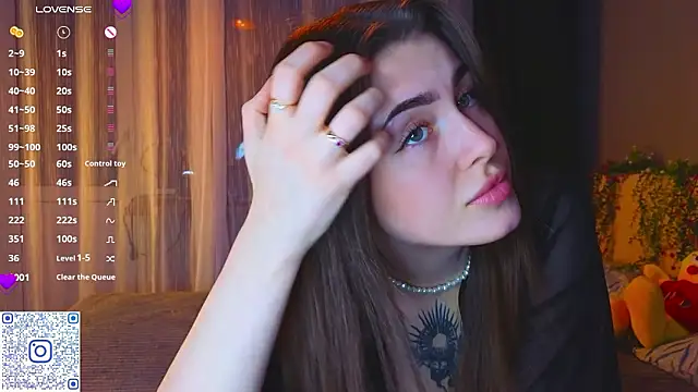 Snapshot of TinyMollys chatting on February 5, 2026, 5:31 pm TinyMollys online show from February 5, 2026, 5:31 pm