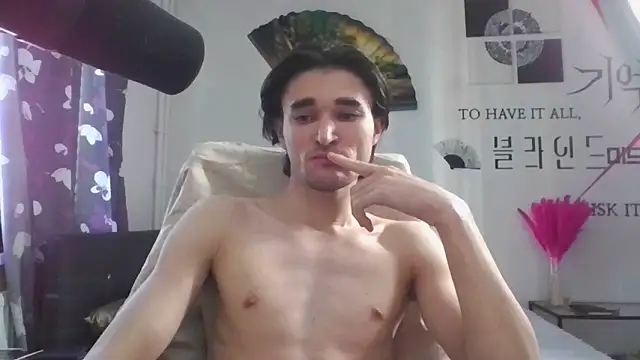 Snapshot of lilshotik chatting on October 18, 2025, 10:28 am lilshotik online show from October 18, 2025, 10:28 am