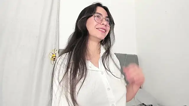 Snapshot of Madison_Grey_ chatting on July 4, 2026, 6:09 am Madison Grey online show from July 4, 2026, 6:09 am