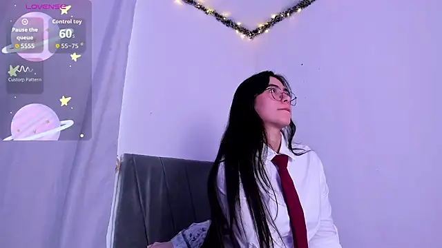 Snapshot of Madison_Grey_ chatting on June 14, 2026, 1:12 pm Madison Grey online show from June 14, 2026, 1:12 pm