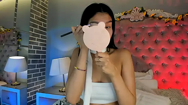 TanyaBello online show from June 16, 2026, 4:23 am
