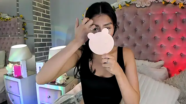 TanyaBello online show from July 11, 2026, 4:02 am