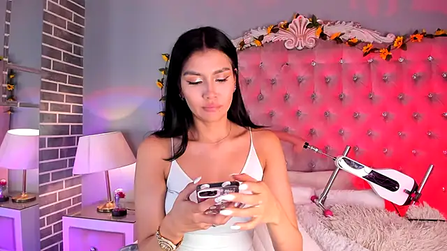 TanyaBello online show from June 9, 2026, 7:37 pm