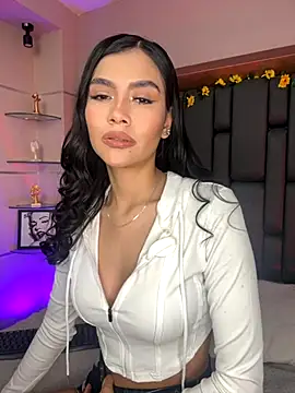 Snapshot of TanyaBello chatting on December 2, 2025, 3:36 pm TanyaBello online show from December 2, 2025, 3:36 pm