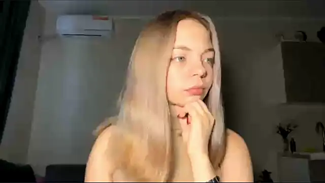 Snapshot of WrithenStub chatting on November 11, 2025, 8:09 am WrithenStub online show from November 11, 2025, 8:09 am