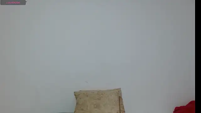 Snapshot of bambiluly chatting on February 19, 2026, 5:54 pm bambiluly online show from February 19, 2026, 5:54 pm