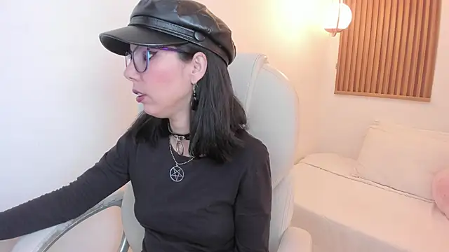 Snapshot of Nebula_Soul chatting on October 18, 2025, 12:51 pm Nebula Soul online show from October 18, 2025, 12:51 pm