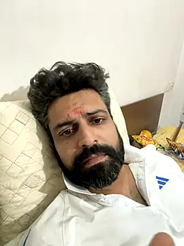 Snapshot of SoulHunt9 chatting on October 23, 2025, 4:38 pm SoulHunt9 online show from October 23, 2025, 4:38 pm