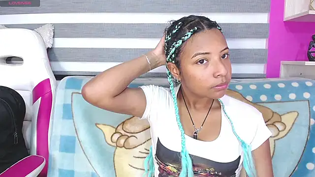 Zoe Rider online show from December 16, 2025, 12:31 pm