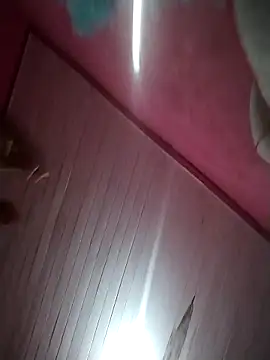 Snapshot of fermariana chatting on November 3, 2025, 1:37 pm fermariana online show from November 3, 2025, 1:37 pm