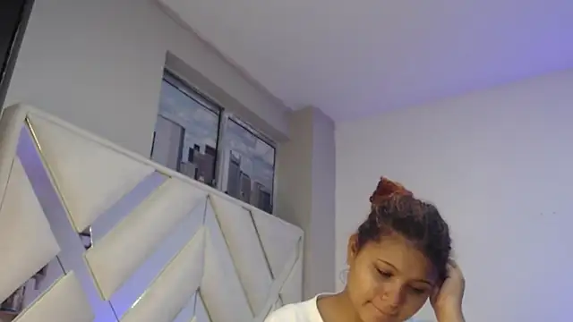 miel alisha online show from July 21, 2026, 12:06 pm
