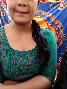 sexylive1100 online show from January 13, 2026, 2:04 am