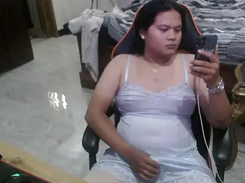 Snapshot of Zoe_fenlon chatting on October 29, 2025, 3:38 am Zoe fenlon online show from October 29, 2025, 3:38 am