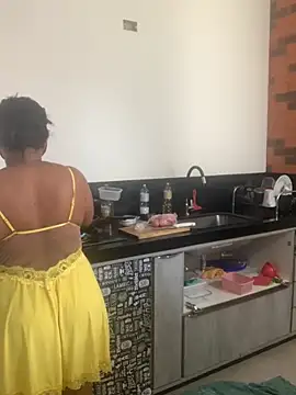 NatashaAzura online show from November 11, 2025, 3:51 pm