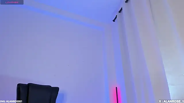 Snapshot of AlanRose01 chatting on November 10, 2025, 1:38 pm AlanRose01 online show from November 10, 2025, 1:38 pm