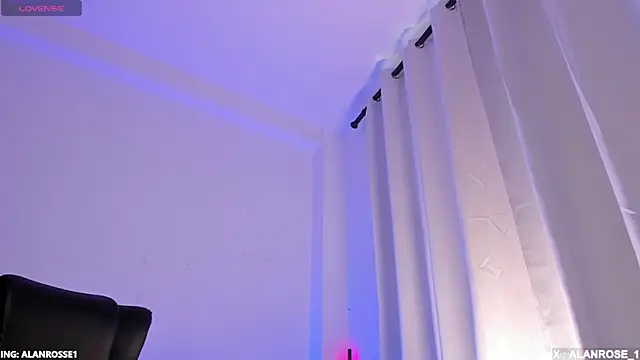 Snapshot of AlanRose01 chatting on December 1, 2025, 3:35 pm AlanRose01 online show from December 1, 2025, 3:35 pm