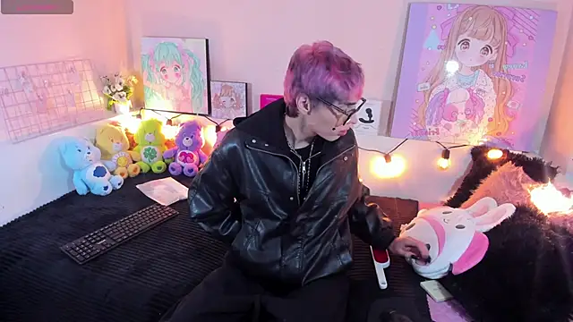 Snapshot of Strawberry_Kitty_ chatting on November 29, 2025, 4:01 am Strawberry Kitty online show from November 29, 2025, 4:01 am