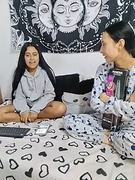 emily n abby online show from June 6, 2026, 1:27 pm