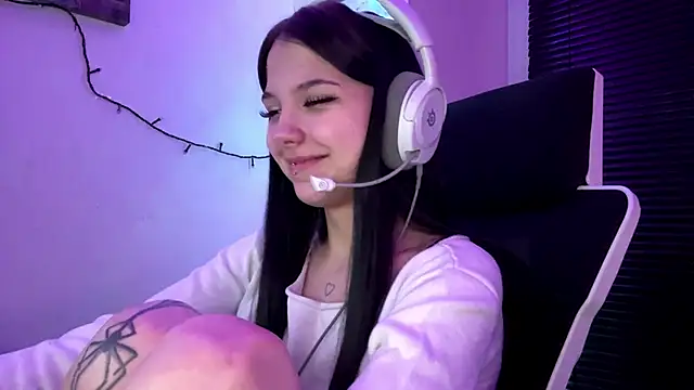 HanaMantanaDell online show from February 7, 2026, 2:36 pm