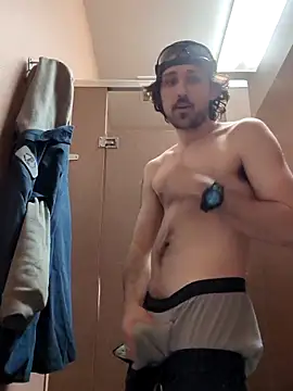 Snapshot of countrybannanaman chatting on March 18, 2026, 9:15 pm countrybannanaman online show from March 18, 2026, 9:15 pm