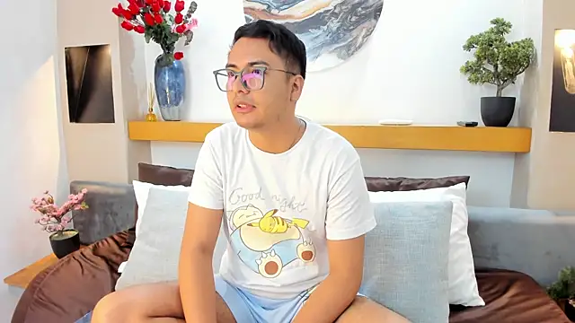 Snapshot of JohnBelRose chatting on November 23, 2025, 9:08 am JohnBelRose online show from November 23, 2025, 9:08 am