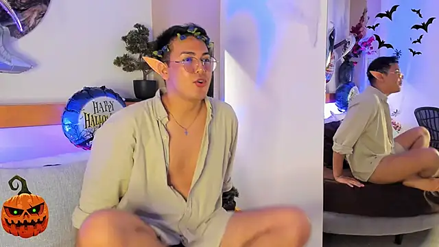 Snapshot of JohnBelRose chatting on October 28, 2025, 7:24 pm JohnBelRose online show from October 28, 2025, 7:24 pm