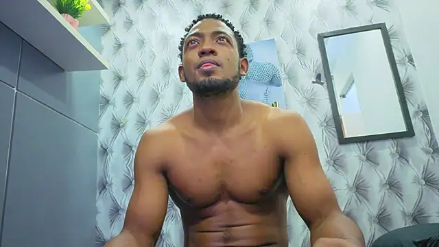 Snapshot of Stevenbrand chatting on November 7, 2025, 6:56 pm Stevenbrand online show from November 7, 2025, 6:56 pm