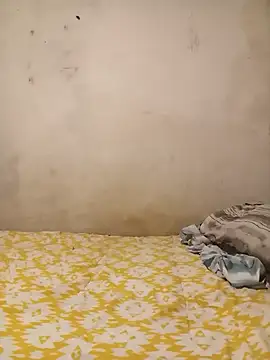 Snapshot of Roronae chatting on October 25, 2025, 9:37 pm Roronae online show from October 25, 2025, 9:37 pm