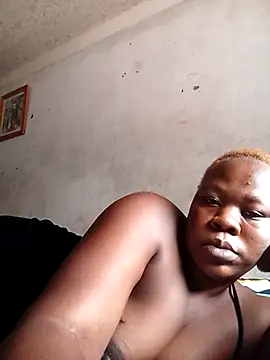 Snapshot of Roronae chatting on November 20, 2025, 9:21 am Roronae online show from November 20, 2025, 9:21 am