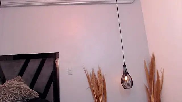 Snapshot of Amelia_Brixton chatting on October 24, 2025, 6:01 am Amelia Brixton online show from October 24, 2025, 6:01 am