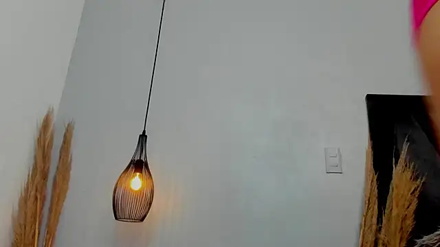 Snapshot of Amelia_Brixton chatting on December 5, 2025, 5:39 am Amelia Brixton online show from December 5, 2025, 5:39 am