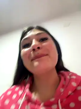 AngieG14  online show from October 18, 2025, 4:31 pm