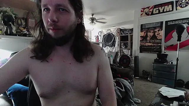 Snapshot of biggerisbetter12 chatting on April 12, 2026, 2:20 pm biggerisbetter12 online show from April 12, 2026, 2:20 pm