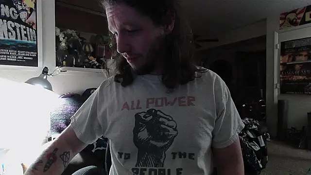 Snapshot of biggerisbetter12 chatting on March 4, 2026, 10:34 am biggerisbetter12 online show from March 4, 2026, 10:34 am