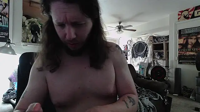 Snapshot of biggerisbetter12 chatting on April 10, 2026, 2:57 pm biggerisbetter12 online show from April 10, 2026, 2:57 pm
