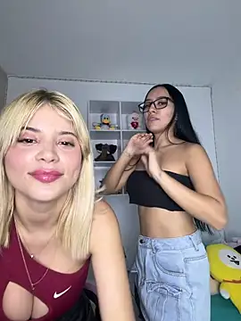  Alicee 1 online show from May 10, 2026, 12:14 am