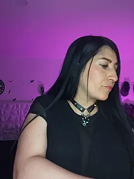 Snapshot of dark_velvet chatting on October 31, 2025, 3:03 am dark velvet online show from October 31, 2025, 3:03 am