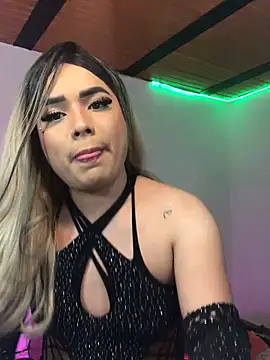 Snapshot of Shopia_fox777 chatting on November 5, 2025, 8:34 pm Shopia fox777 online show from November 5, 2025, 8:34 pm