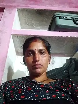 Pooja shre online show from November 10, 2025, 1:38 pm