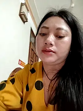 Sinhlinh2020 online show from February 26, 2026, 10:32 pm